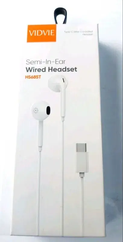 Type-C In-Ear Wired Earphones with Pure Sound and Mic-HS684T, Ergonomic Design with Control Button