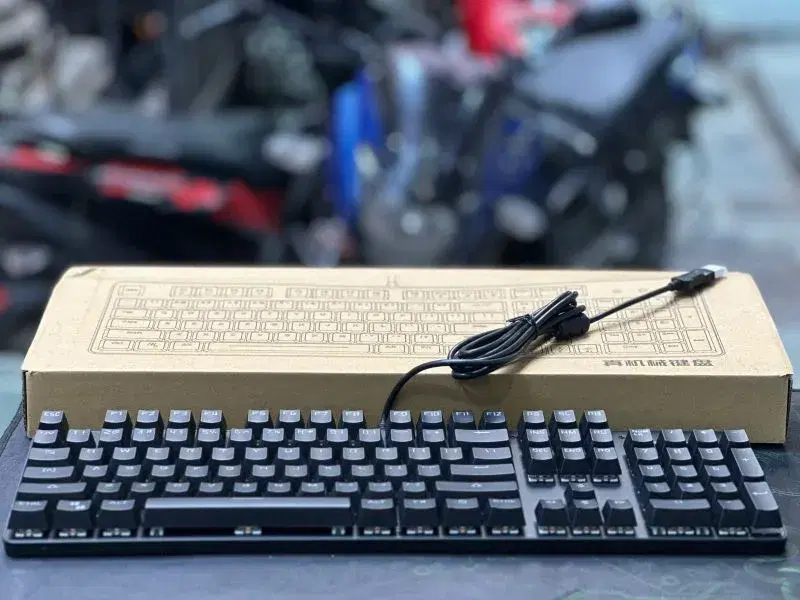 HJK901 RGB BACKLIGHT / USB WIRED MECHANICAL KEYBOARD 