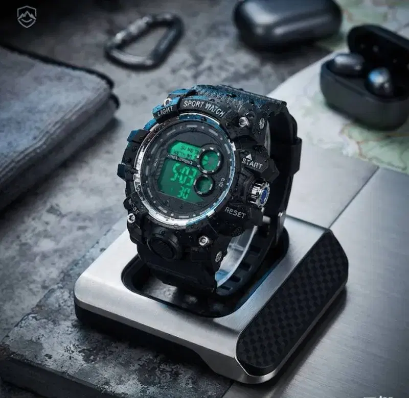 Sports Watch With Time, Day, Date , Stop Watch & Light Function thumbnail 4