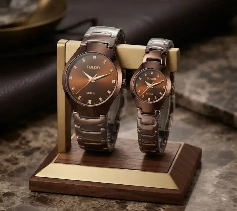  Couple Watch Elegant Glossy Round Coffee Brown Couple Wristwatch Set  thumbnail 4