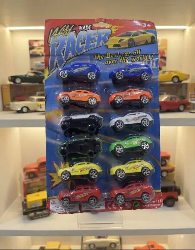 Wild Racer 12 Piece Die-Cast Mini Toy Car Set for Kids – Multicolored Alloy Model Racing Cars Play Set thumbnail 4