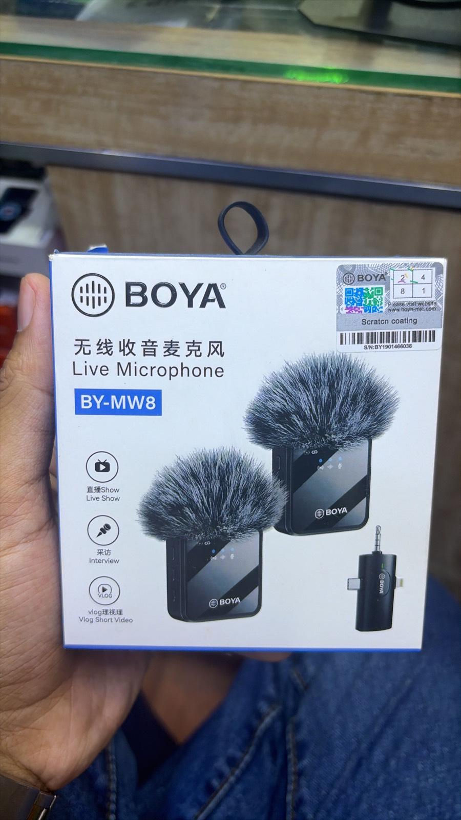 Boya Mw8 3 In 1 Wireless Microphone