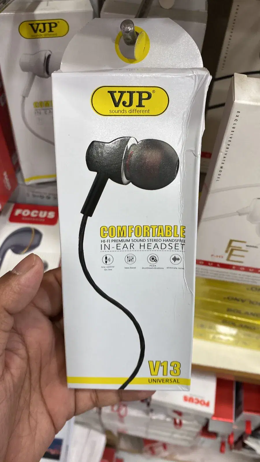VJP V13 Earphone By Focus