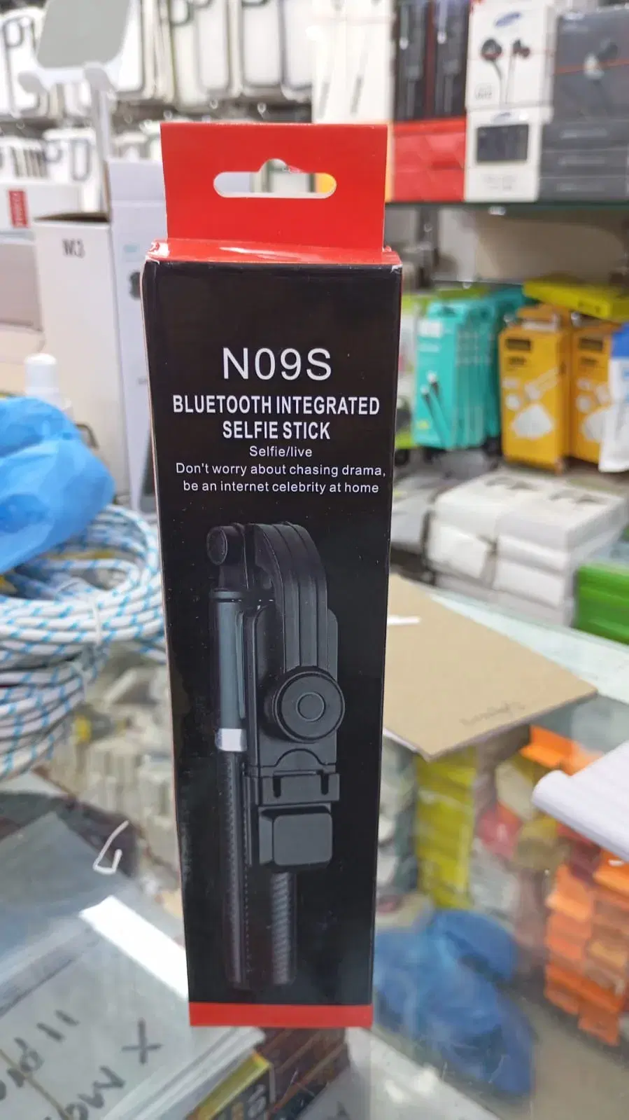 N09S Bluetooth Selfie Stick