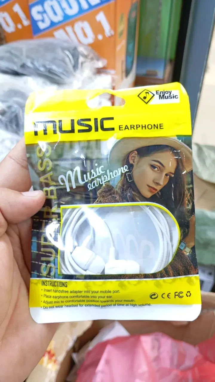 Music Earphone by powerking