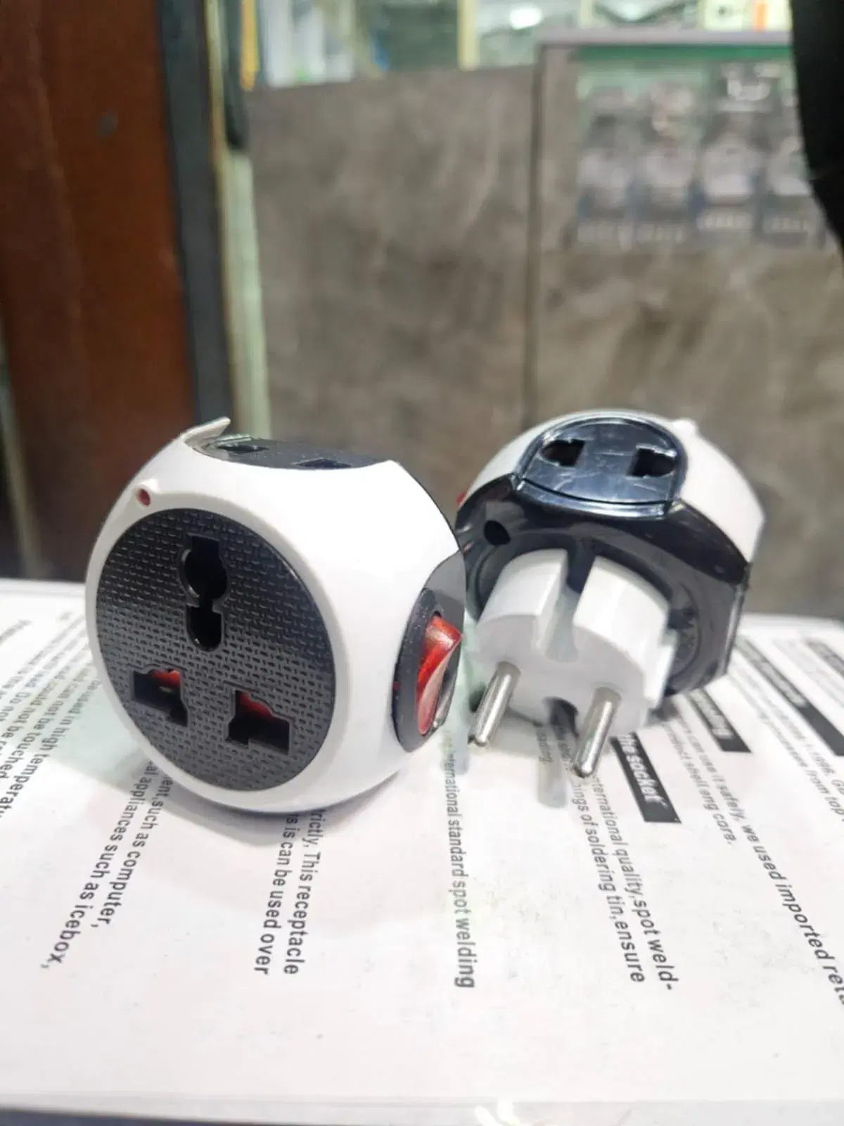 3 In 1 Universal Switch Wall Socket / Multipurpose Power Adapter Extension,3Pin Socket