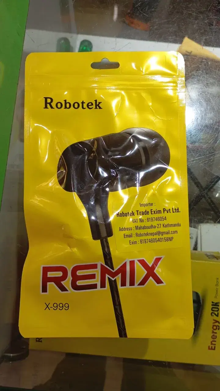 Robotek Bass Master X-999 Wired Earphone With Mic