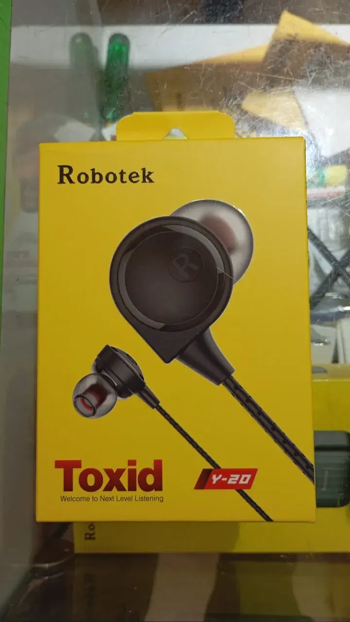 Robotek Y-20 Toxid Wired Headset Earphones Wired