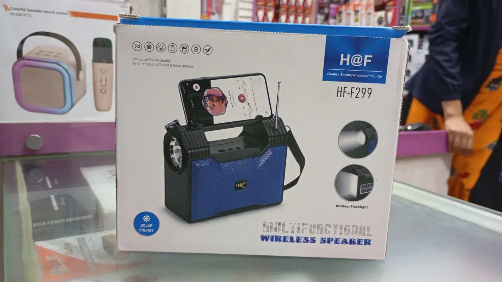 HF-F299 Blue Tooth Wireless Speaker Support USB TF CARD FM RADIO With Torch With Light With Solar