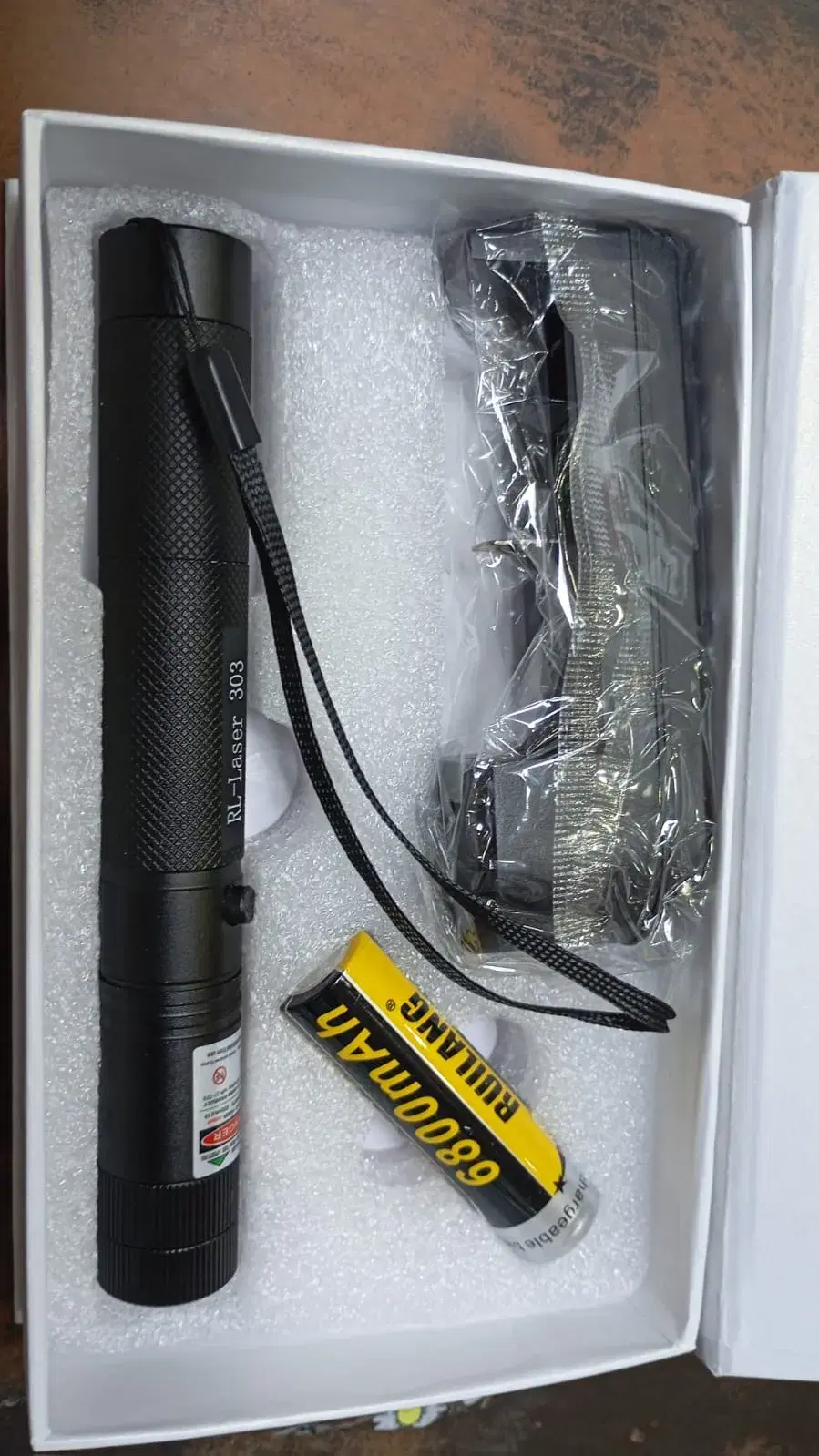 बादर भगाउने लाईट (High Powered Green Laser Pointer Rechargeable Light)
