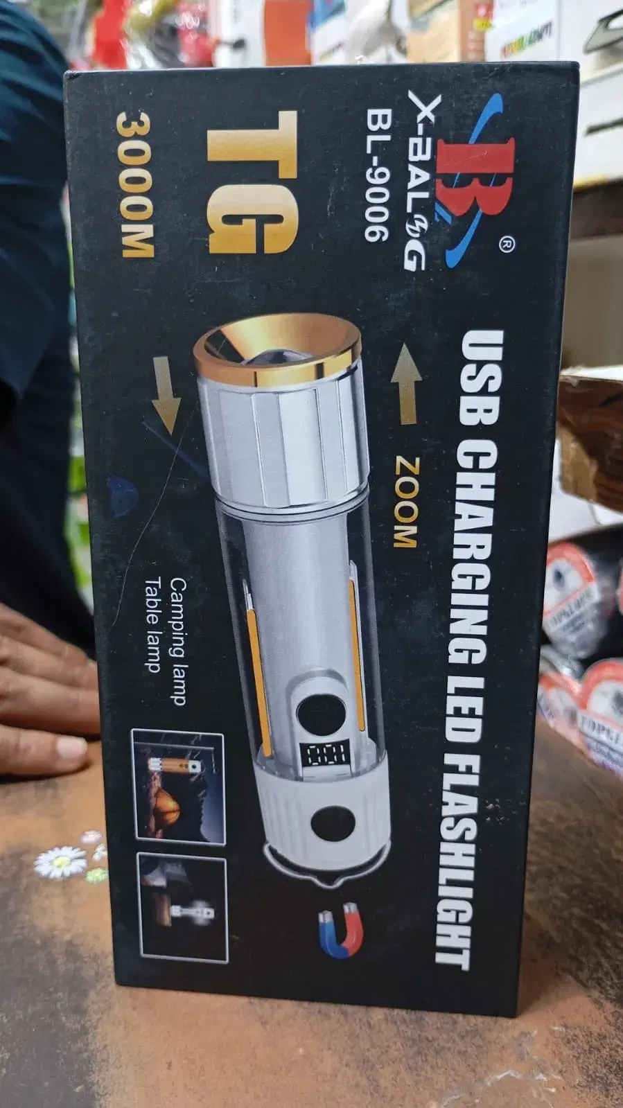 BL-9006 USB Charging LED Flashlight