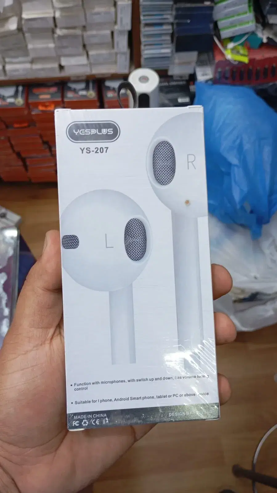 YESPLUS YS-207 Earphone with Lightning cable
