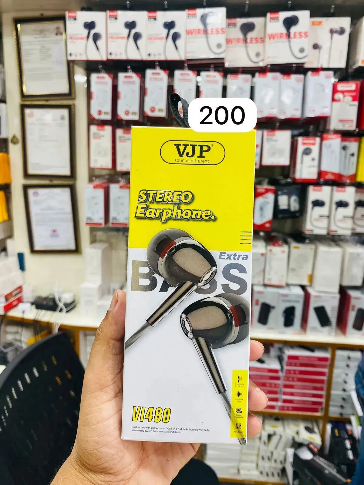 VJP VI480 Stereo Earphone