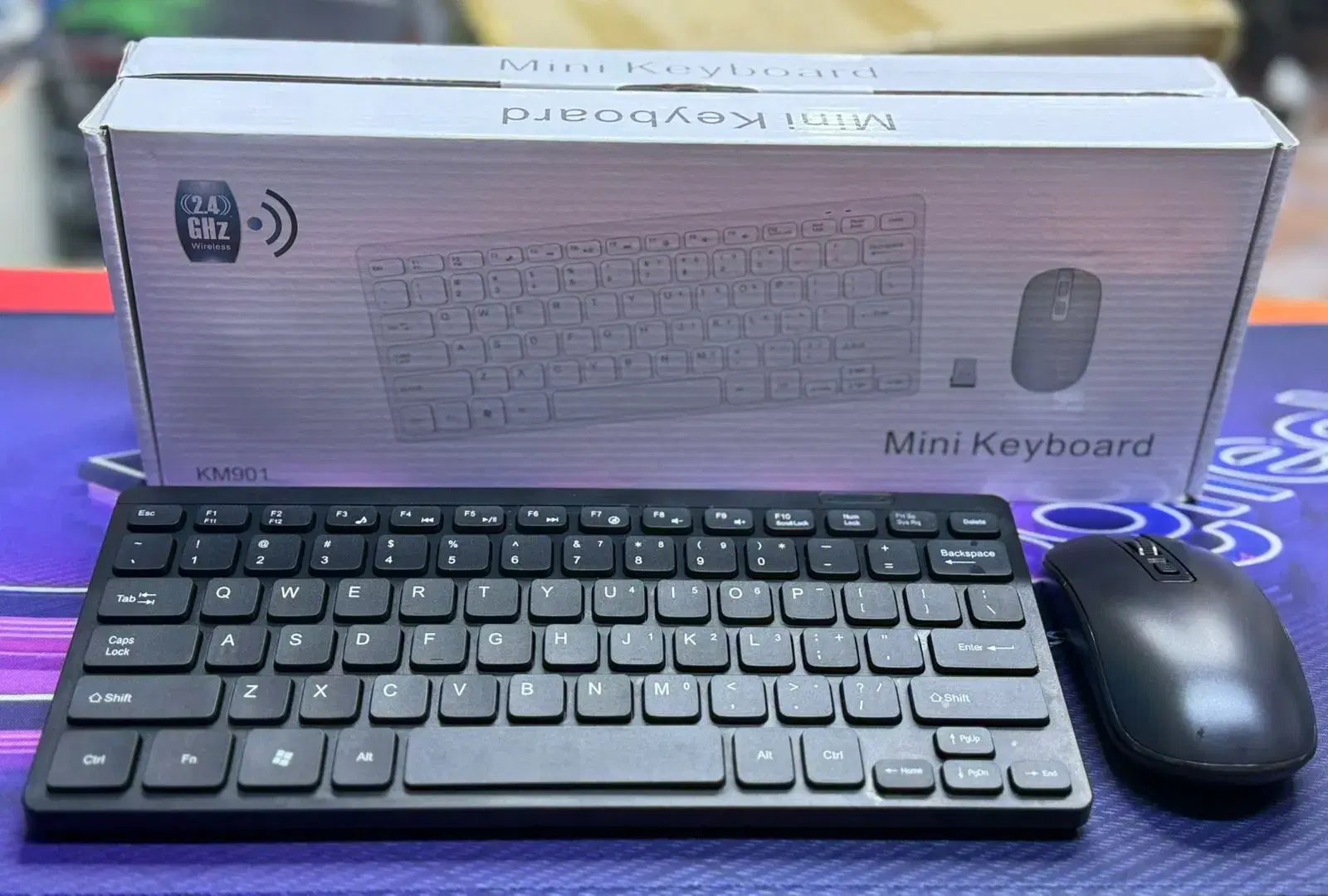 KM901 Wireless Mini Keyboard With Mouse