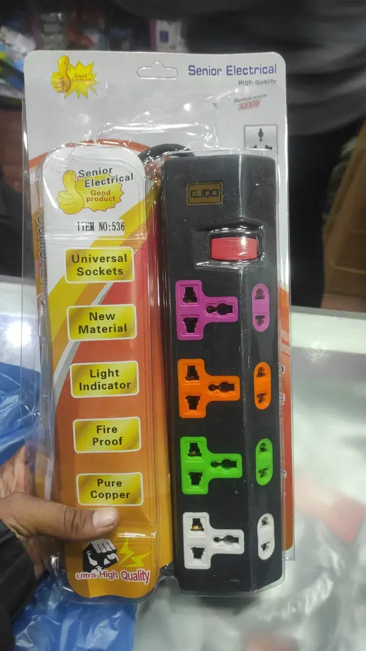 Senior Electrical 4 pin Universal Socket