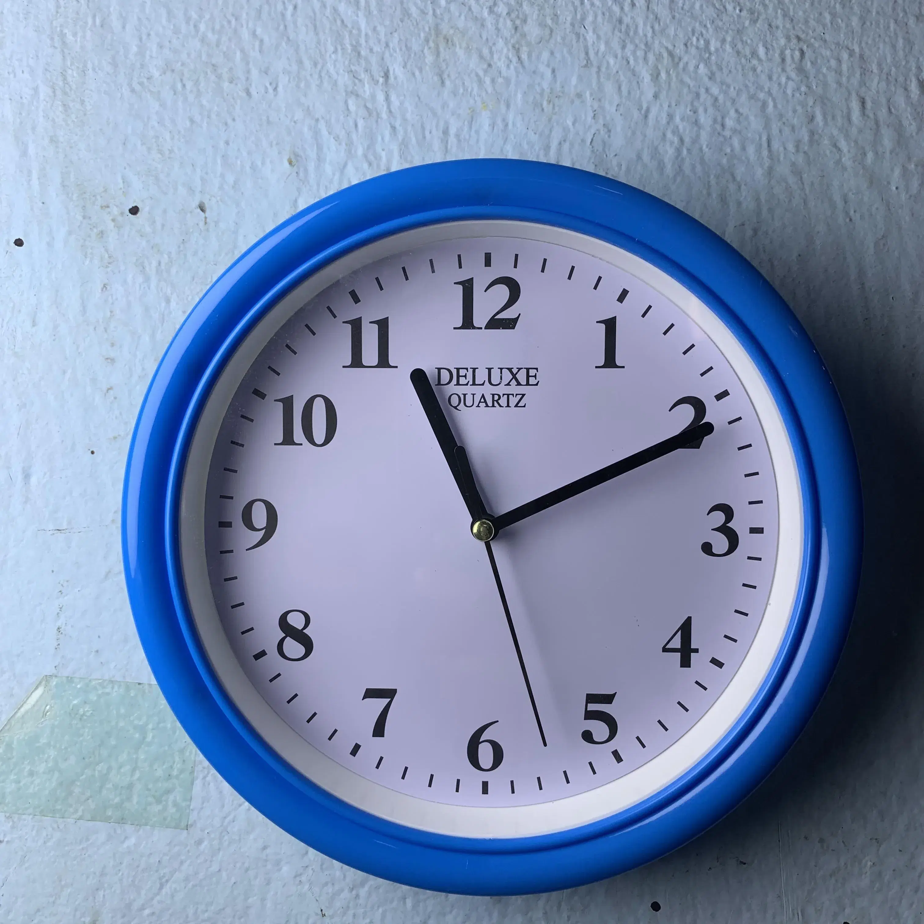 Wall Clock Small Size Quartz Moment