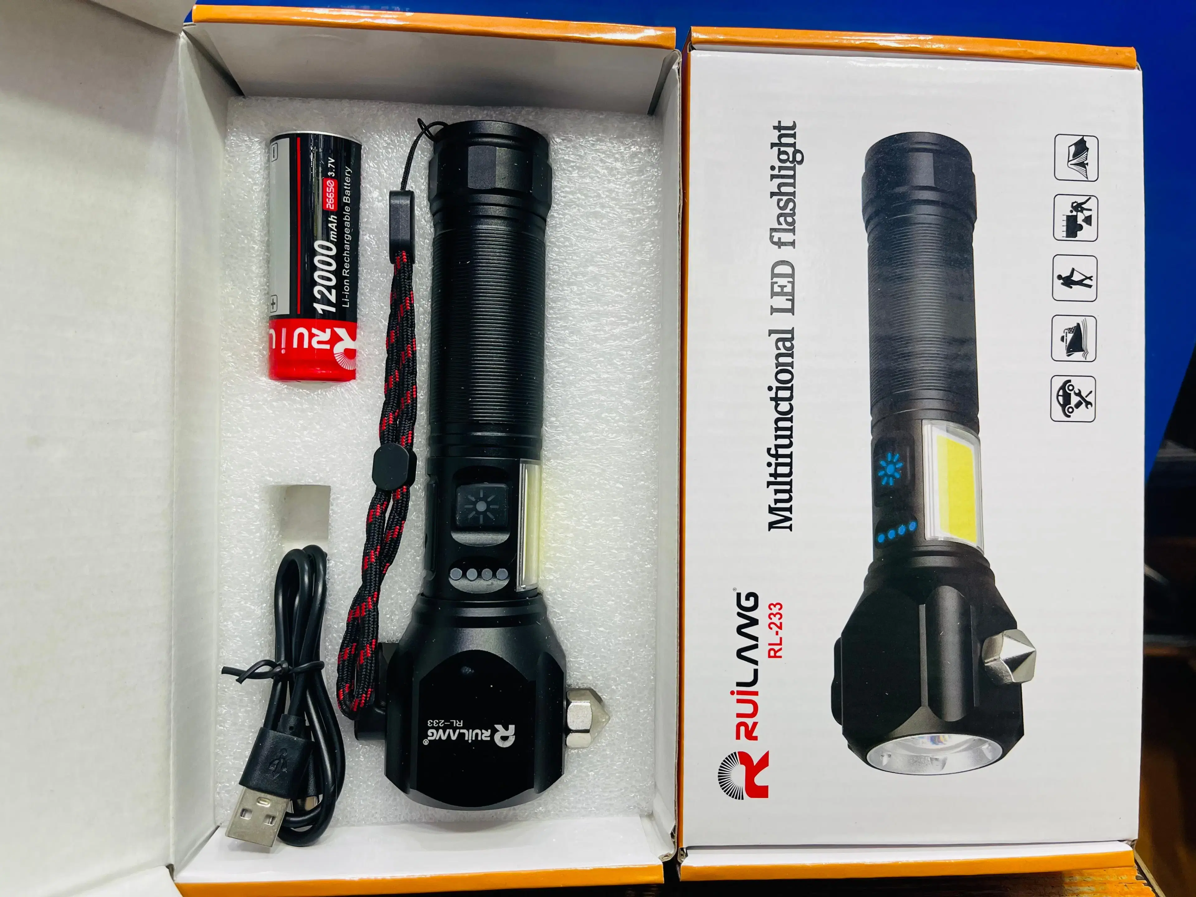 8800Mah Battery Ruilang RL-233 Multifunctional High Power Telescopic Rechargeable Torch With RGB LED Flashlight