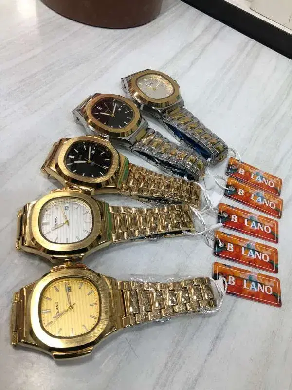 Bolano Top quality Smart Watch For Mans in goldish color