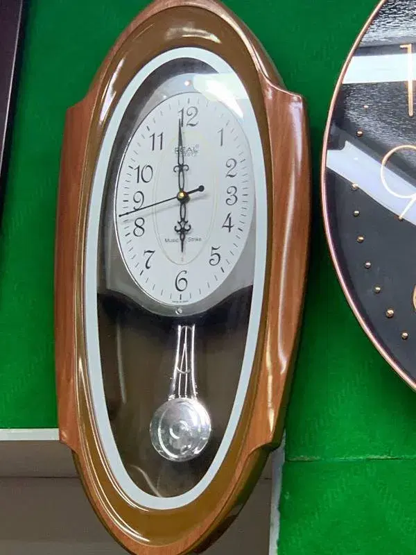 Big Size Pendulum Wall Clock with hourly music wall clock