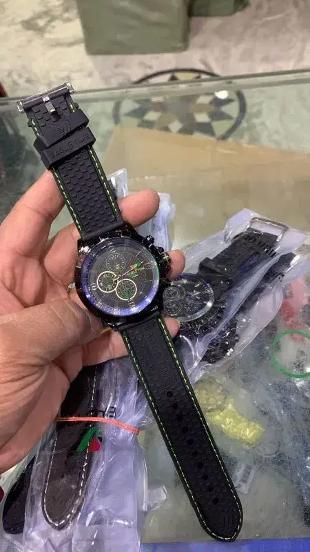 Rubber strap new model watch