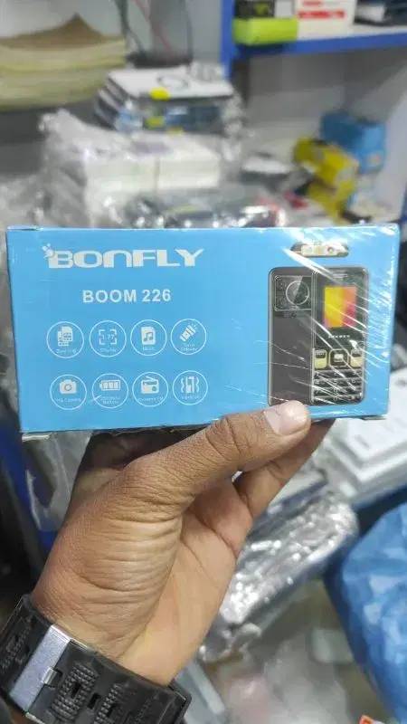 BONFLY BOOM 226 Keypad Mobile Phone