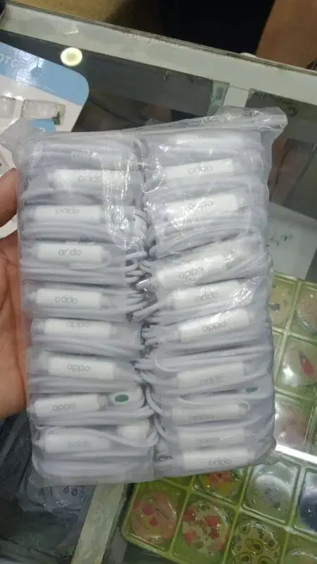 Oppo vivo earphone