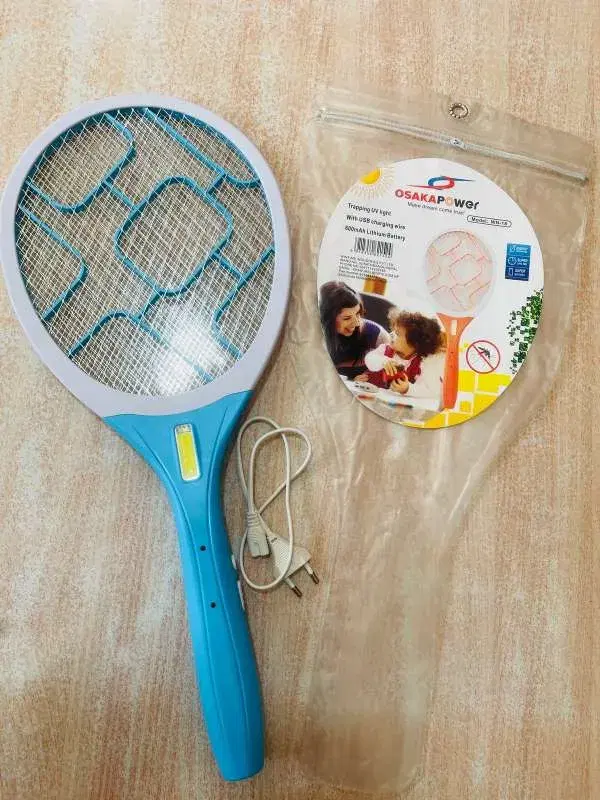 Mosquito bat with wire charging