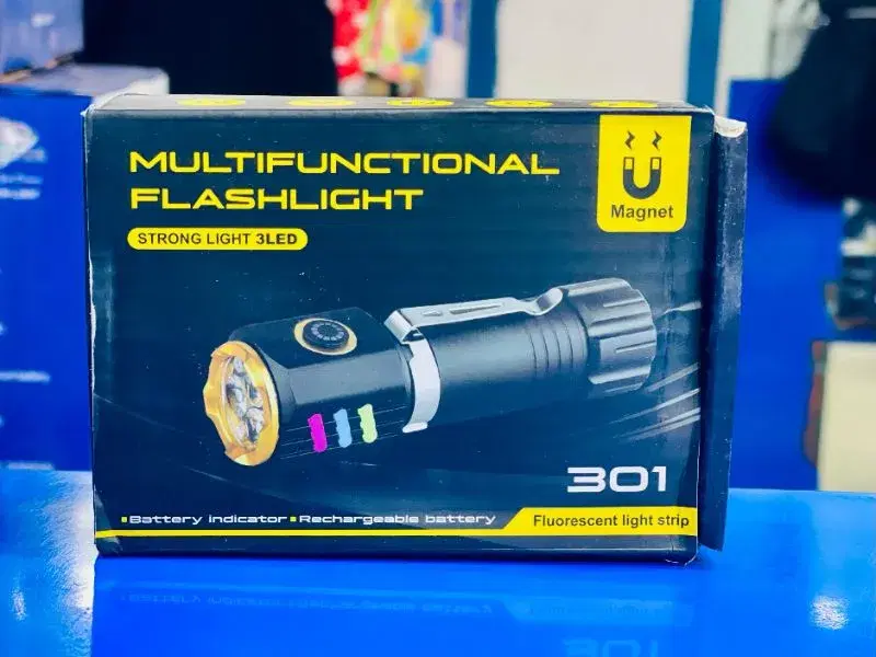 Multifunctional And Rechargeable 3 LED Flashlight.