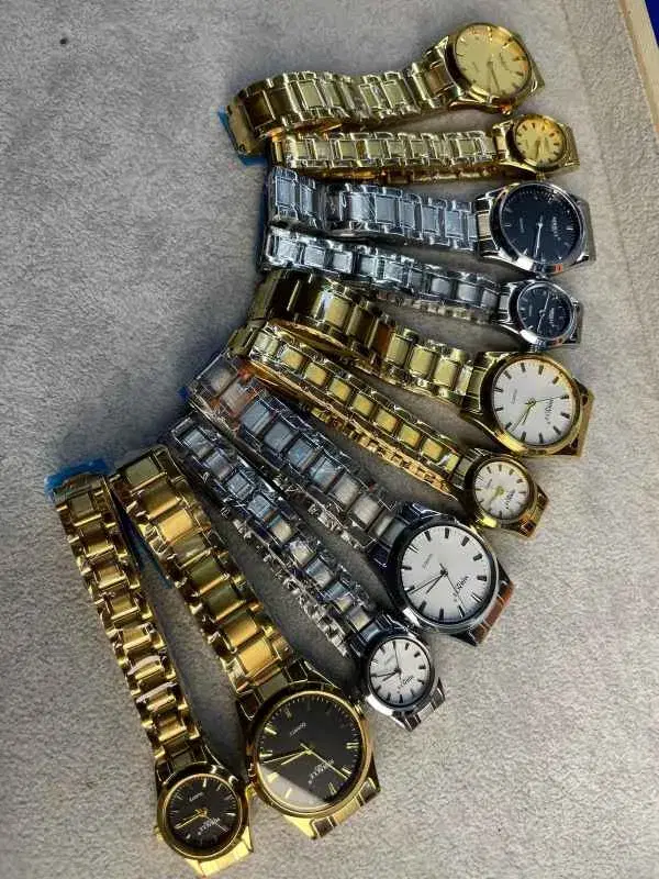 Waterproof warranty chain plane watch good quality