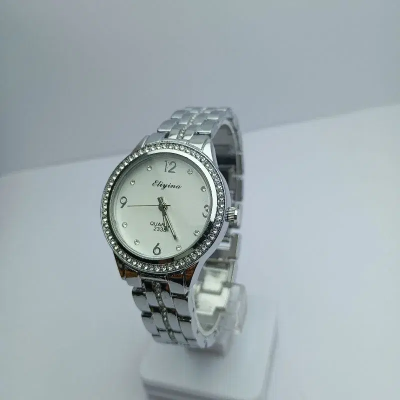 Watch For Ladies || Fully Waterproof Bengal Design Stainless Steel Silver Chain Round White Dial Stone Curved Watch For Women