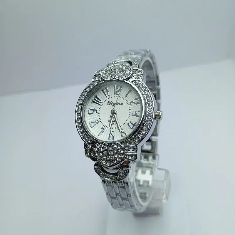 Love Design Fashionable Watch For Women || Love Design, Stone Curved Numbering Round White Dial Stainless Steel Silver Chain Waterproof Quartz Fashion Watch For Women