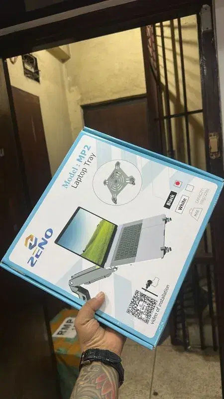 ZENO MP2 Laptop Tray Stand