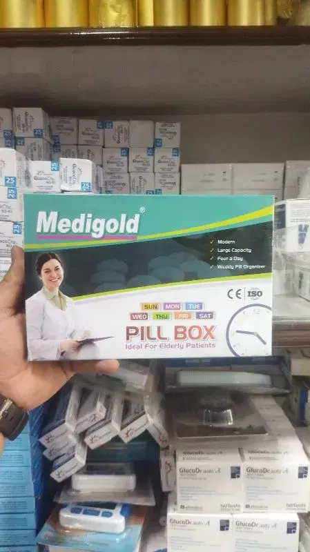 Medigold Pill Box ||Large Pill Organizer 4 Times a Day||7 Day Daily Pill Boxes Organizers, Weekly Travel Pill Case.