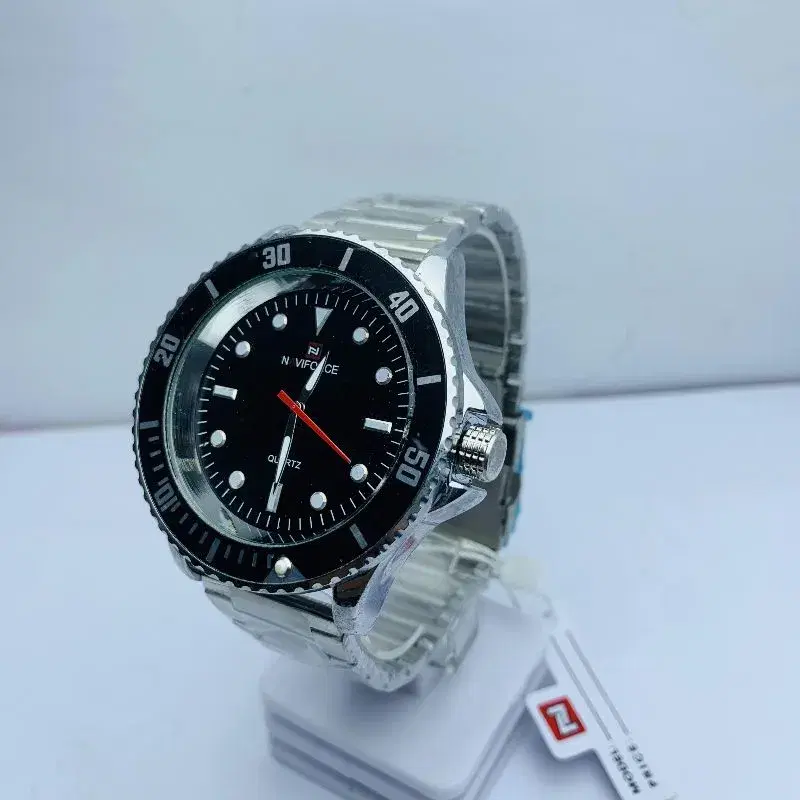 Mens Casual Best Desigine Round Shape Stainless Steel Quartz Black Dial Watch For Men