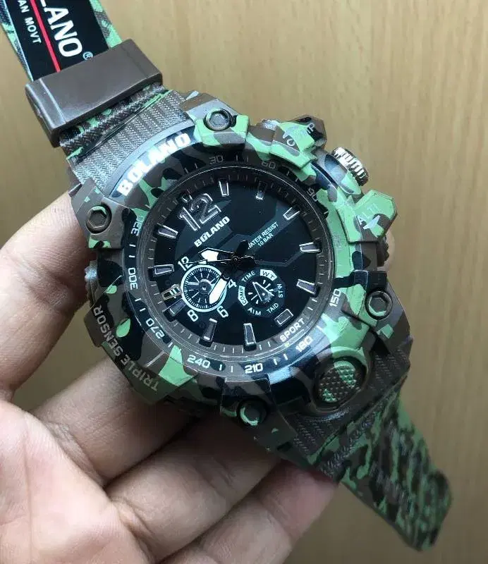 Bolano Triple Senser Sport Watch.
