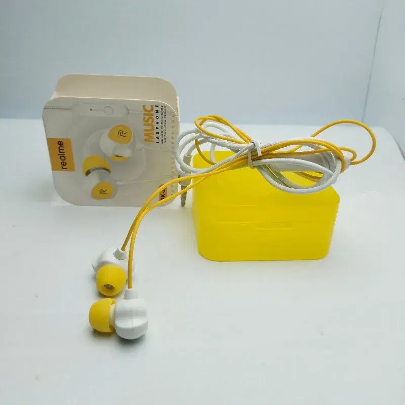 Premium Sound Quality Earphone With Box