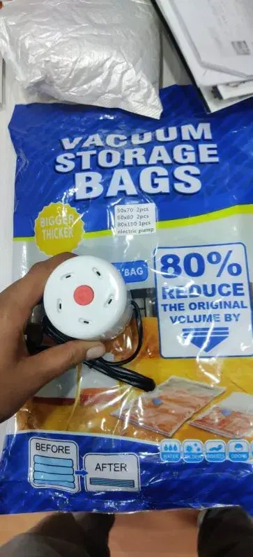 Multipurpose Vaccum Storage Bags With electric pump.