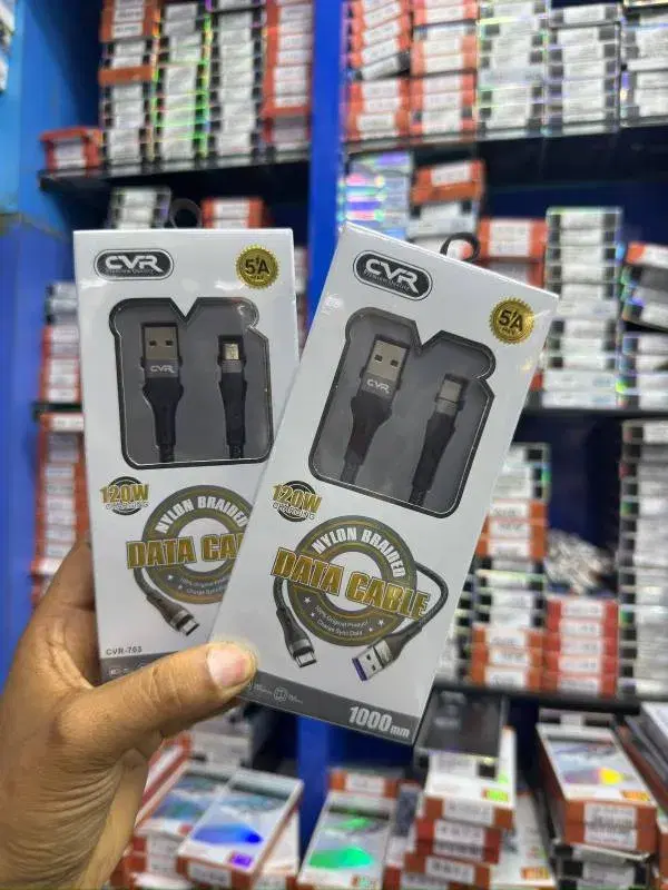 CVR 120W, 5A Nylon Braided Micro Data Cable.