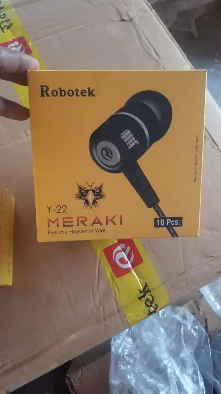 Robotek Y-22 Meraki Wired Headset Earphones Wired