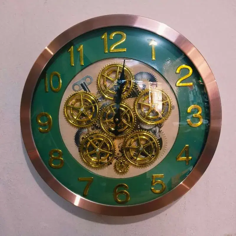 Big Size Premium Quality Seven Wheel Rotate Steel Body Wall Clock