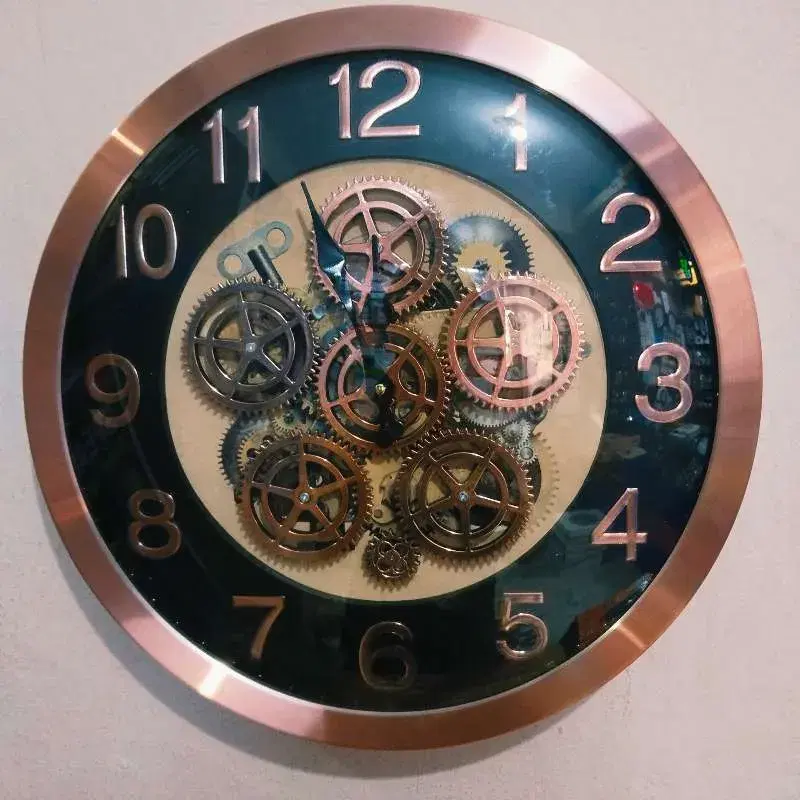 Big Size Premium Quality Seven Wheel Rotate Steel Body Wall Clock