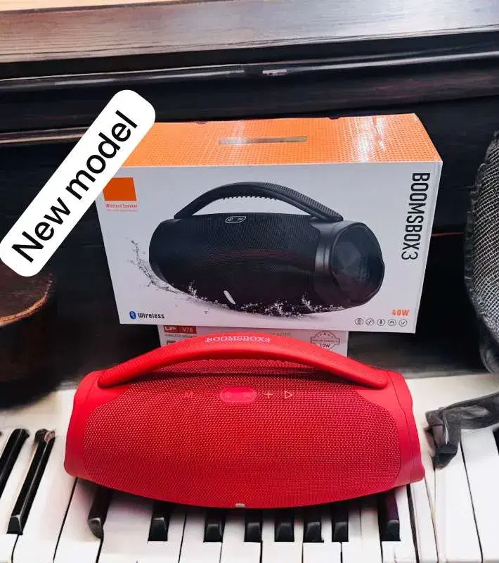 BoomsBox3 40W Wireless and Portable Speaker.