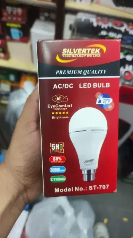 Silvertek ST-707, 7w Rechargable AC/DC Led Bolb , Premium Quality Chargable Light.