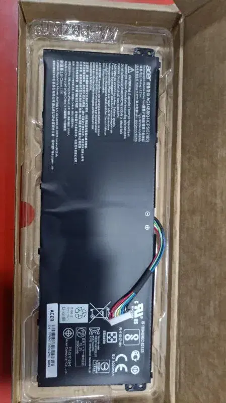Bat-Acer AC 14B8K Laptop Battery.