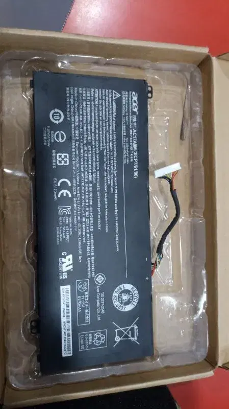 Bat-Acer AC 17A8M spin3 Laptop Battery.