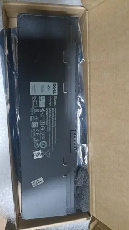 Dell 7240 Laptop Battery.