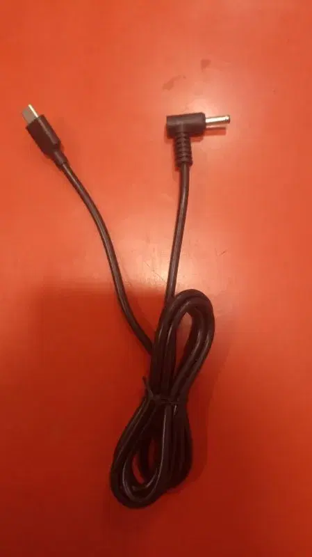 Type-C to Dell Small Pin DC Cable.