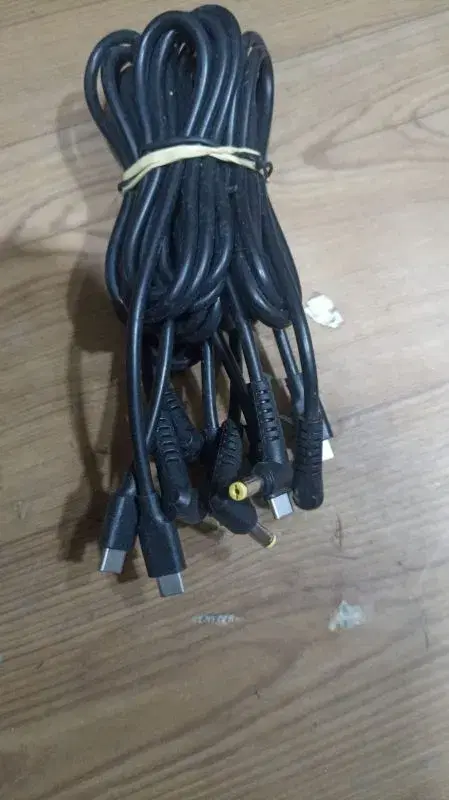 Type-C to Acer Normal pin DC Cable.