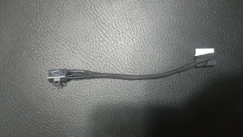 Dell 3420 DC port with cable.