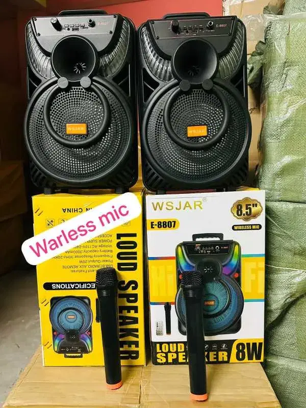WSJAR E-8807 8W 8.5 Inch Loud Speaker With Wireless Mic.